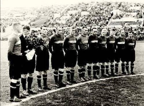 «Спартак»-1947: Вас. Соколов, А.Леонтьев, С. Сальников, А. Сеглин, И.Конов, А.Рысцов, С.Холодков, Б.Смыслов, Н.Дементьев, О. Тимаков, К.Рязанцев.